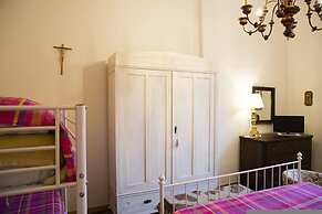 Welcomely - Burlamacchi House