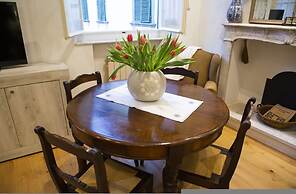 Welcomely - Burlamacchi House