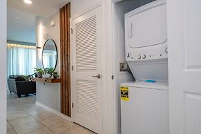 Stylish 2-br Apt Sleeps 7 Near Disney Magic