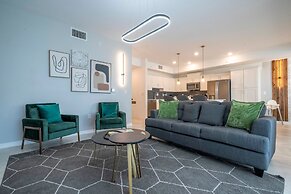 Stylish 2-br Apt Sleeps 7 Near Disney Magic