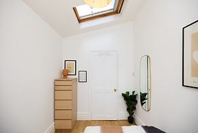 The West Hill Place - Dazzling 2bdr Flat