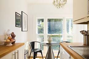 The West Hill Place - Dazzling 2bdr Flat