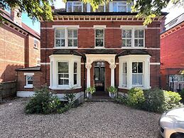 The West Hill Place - Dazzling 2bdr Flat