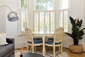 The West Hill Place - Dazzling 2bdr Flat