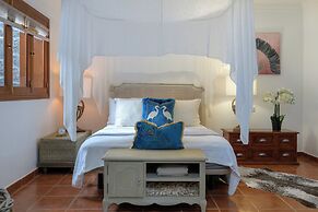 Boutique Boho Glam Villa With Private Pool