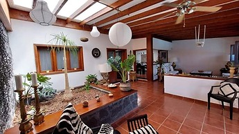 Boutique Boho Glam Villa With Private Pool