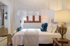 Boutique Boho Glam Villa With Private Pool