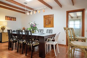 Boutique Boho Glam Villa With Private Pool