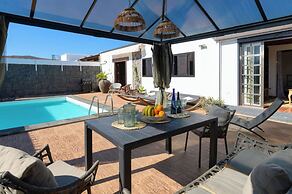 Boutique Boho Glam Villa With Private Pool