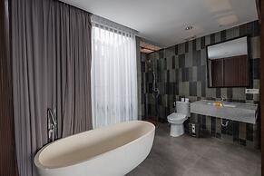 Casaluna Ubud Villas