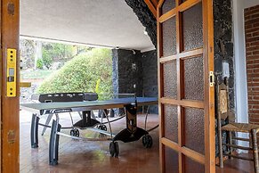 Spacious Cuernavaca House Pool Grill