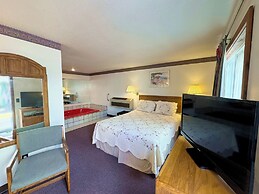 Beachcomber of Mackinaw