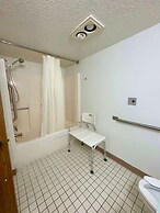 Beachcomber of Mackinaw