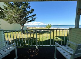 Beachcomber of Mackinaw