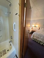 Beachcomber of Mackinaw