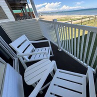 Beachcomber of Mackinaw