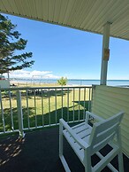 Beachcomber of Mackinaw