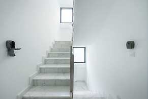 LEMON APARTMENT & HOTELS