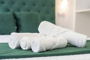 LEMON APARTMENT & HOTELS