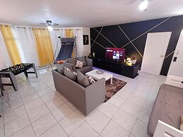 Linkzup Playa Laguna Villa