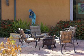 Keys Creek & Casita - Avantstay Sleeps 30 Estate Vineyard, Pool, Court