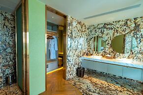 The MorningGlow Boutique Hotel