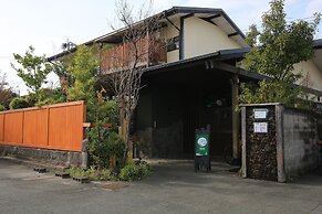 Guesthouse Tsuki ga Kirei desu ne