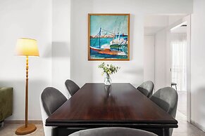 Ben Yehuda Green Charm by Sea N' Rent