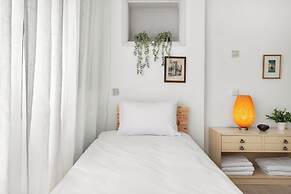 Ben Yehuda Green Charm by Sea N' Rent