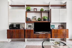 Ben Yehuda Green Charm by Sea N' Rent