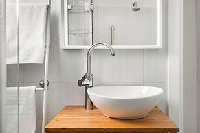 Ben Yehuda Green Charm by Sea N' Rent