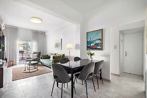 Ben Yehuda Green Charm by Sea N' Rent