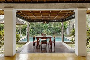 Uddhara Ubud Villa