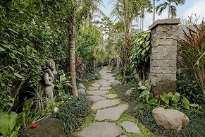 Uddhara Ubud Villa