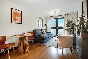 Central 1 BD in the Heart of Cheltenham