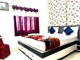 Hotel Meera Dham