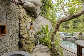 Agastya Ubud Villa