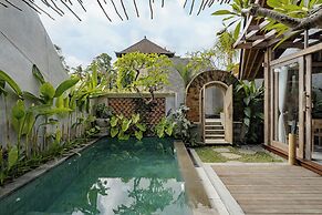 Agastya Ubud Villa