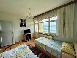 Marin Denizer Tatil Evi