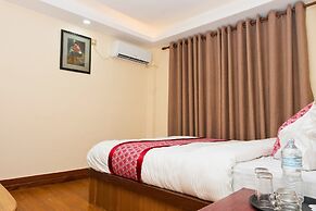 Rightway Hotel & Restaurant