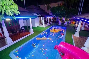 Karnie Cheer Pool Villa & Resort Pattaya