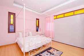 Karnie Cheer Pool Villa & Resort Pattaya