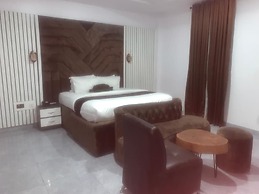 De Bay Lux Hotel and suits