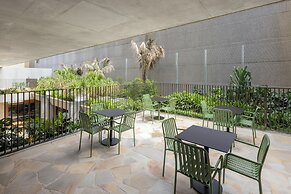 lyf Bondi Junction Sydney