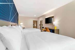 Comfort Inn & Suites Huntsville Near University