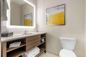 Comfort Inn & Suites Huntsville Near University