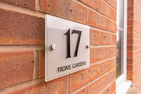 Frome Gardens 17