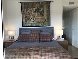 Princess Park Apartment With 3 Bedrooms