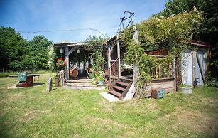Little Lodge Glamping