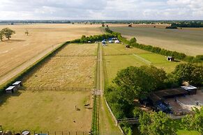 Little Lodge Glamping